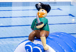 Pirate run obstacle course in a unique design with funny 3D objects and no less than 2 slides for both young and old. Buy inflatable pool obstacle courses online now at JB Inflatables UK