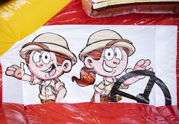 Opblaasbaar springkussen met glijbaan aan de voorkant volledig in Amazon Safari thema te koop voor kinderen