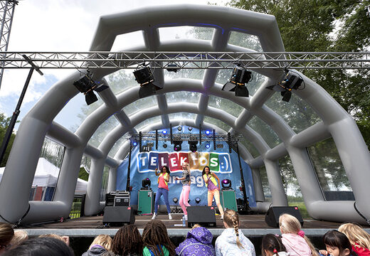 Mobiel podium op maat Telekids